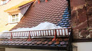 Usterki i uszkodzenia dachu po zimie