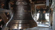 Trójdźwięk dzwonów popłynął z wieży olsztyńskiej katedry