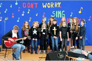 "Don't Worry, Sing Happy!"  w Zespole Szkół Samorządowych w Ełku