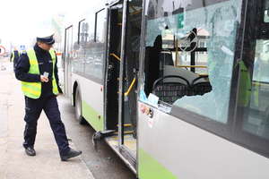 Stłuczka dwóch autobusów na Dworcowej w Olsztynie