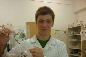 Plastik z powietrza, czyli bakterie do roboty
