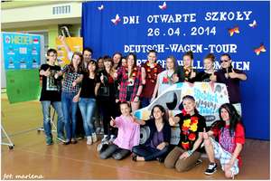 Deutsch Wagen Tour w Zespole Szkół Samorządowych w Ełku