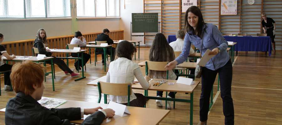   W Elblągu tegoroczny egzamin przeprowadzony zostanie w 19 szkołach. Weźmie w nim udział 1041 uczniów