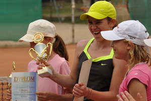 Martyna Szynkowska trzecia w tenisowych Mistrzostwach Województwa