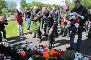 Rosjanie w Braniewie uczcili pamięć poległych żołnierzy 

