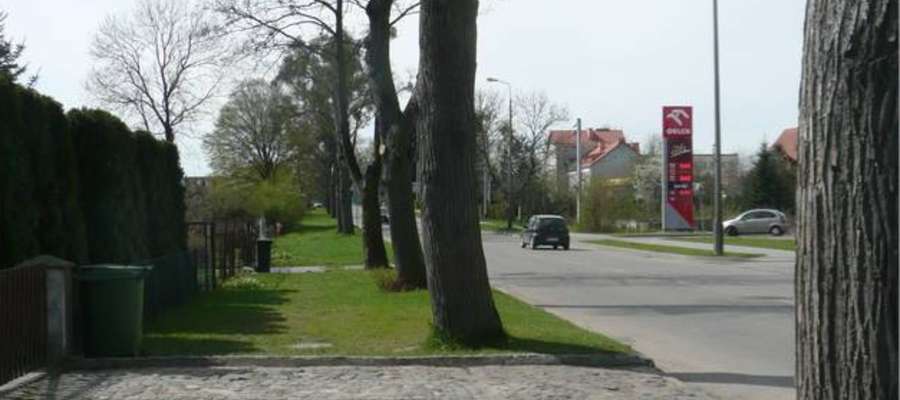 
Na terenie Braniewa chodnik będzie się ciągnął od skrzyżowania z ul. Mielczarskiego do istniejącego chodnika prowadzącego na cmentarz komunalny przy ul. Elbląskiej