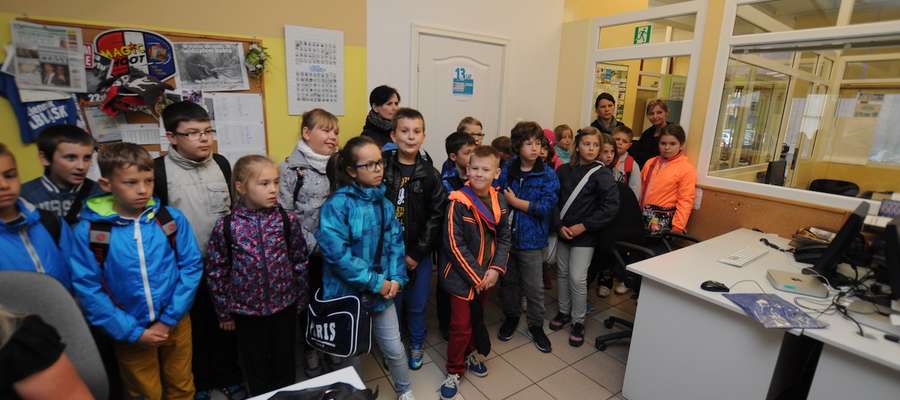 Wizyta w redakcji dzieci ze Szkoły Podstawowej w Pasłęku
