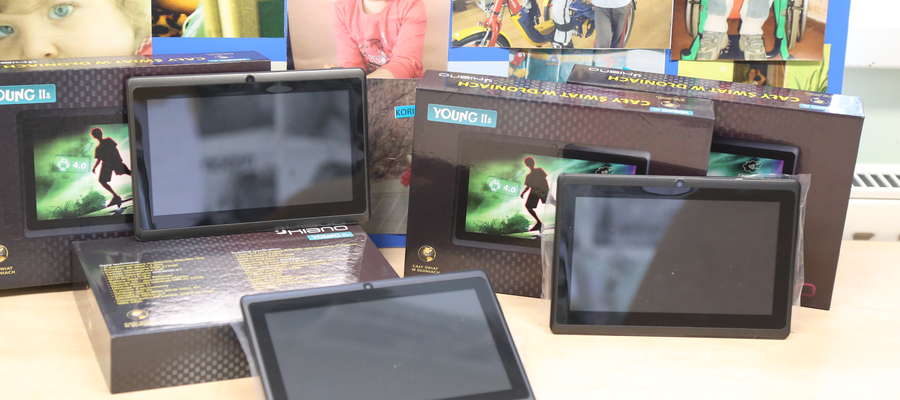 Trzy tablety, ufundowane przez firmę Media Expert, powędrują do zwycięzców konkursu plastycznego pt. „Radosne dzieci zdrowieją szybciej”