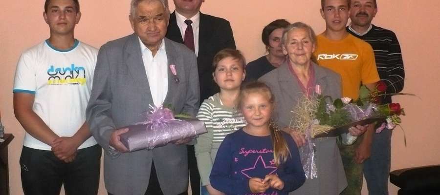 
Jubilaci i ich dzieci przygotowali miłe przyjęcie, na które zaprosili wójta Gminy Braniewo
