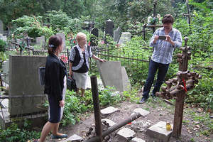 Lwów: Uprzątnijmy polskie kwatery na cmentarzu janowskim