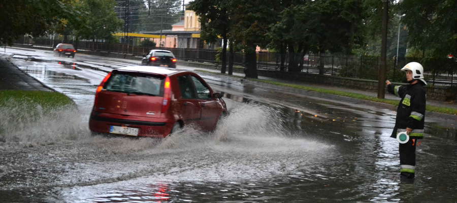 Tradycyjnie zalane zostało skrzyżowanie ulicy 11 Listopada z Pieniężnego