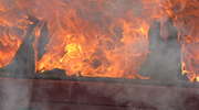 Pożar dachu budynku w Makosiejach