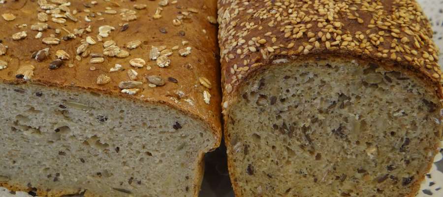 W wielu domach wypieka się dziś doskonały naturalny chleb, również w piekarniach z tradycjami można taki nabyć
