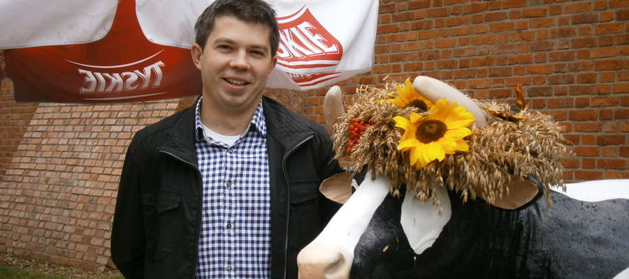 Paweł Szakiewicz, to jeden z pięciu uczestników programu "Rolnik szuka żony"