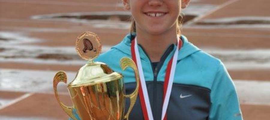 Martyna Szynkowska zdobyła III miejsce podczas Mistrzostw Polski w tenisie ziemnym rozegranych w Krakowie 