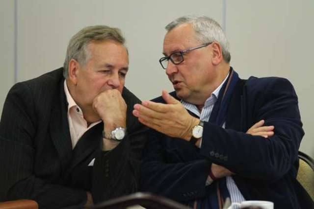 Leszek Szarzyński i Janusz Kijowski podczas konferencji "Archipelagi kultury" - full image
