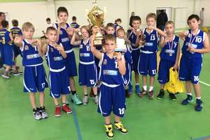 Nenufar w blasku złota: XXII Puchar Łomżyczki dla naszych młodych koszykarzy