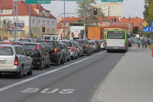 Czy taksówki powinny jeździć olsztyńskimi buspasami?