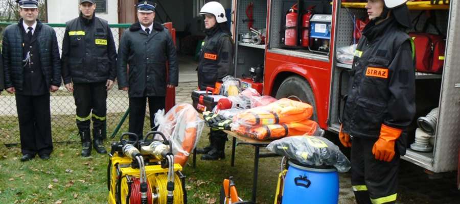 Zakupiony sprzęt stanowi mocne wzmocnienie dla strażaków-ochotników z Wielkiego Wierzna
