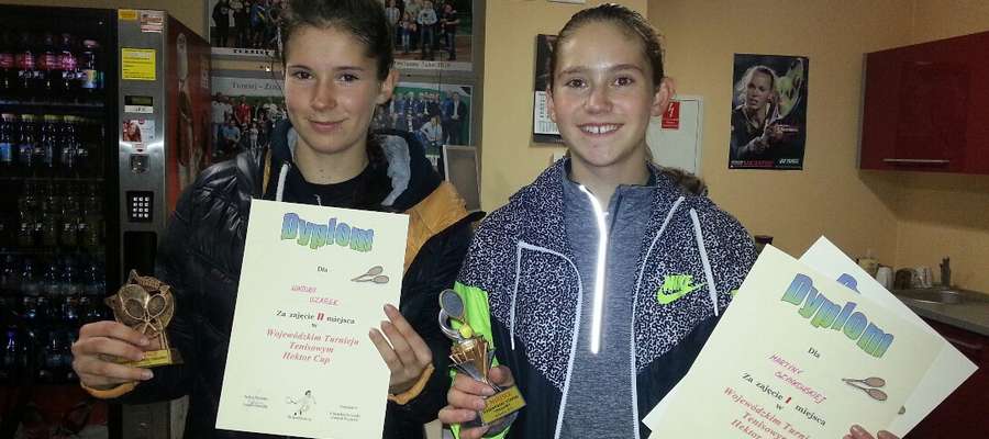 Mrągowianka Martyna Szynkowska (z prawej) najlepszą zawodniczką rozegranego w weekend Bydgoskiego Turnieju Tenisowego Młodziczek