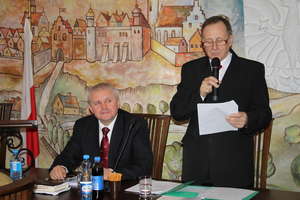 Pierwsza sesja Rady Miejskiej w Pasłęku. Edward Skalij wybrany na przewodniczącego rady