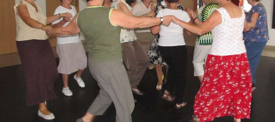 W LDK odbędą się Warsztaty Tańca Izraelskiego. Na zdjęciu Taniec w kręgu