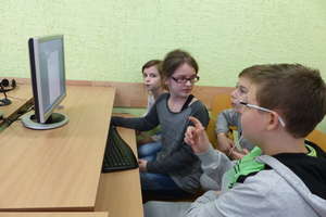 Młodzi dziennikarze ze Szkoły Podstawowej w Wiatrowcu 