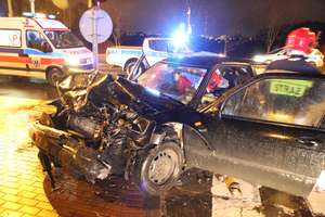 Wypadek na al. Warszawskiej w Olsztynie. Trzy osoby ranne