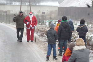 Święty Mikołaj odwiedził dzieci w Niedźwiedzkich 