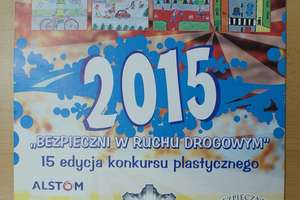 Policyjny kalendarz na 2015 r. z uczniowskimi pracami