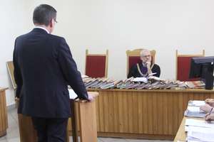 Prezydent Grzymowicz zeznawał w sądzie w sprawie pl. Solidarności