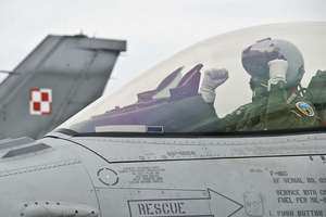 Ukraina/ Minister obrony: wspaniała wiadomość o przekazaniu F-16; niemożliwe stało się możliwym