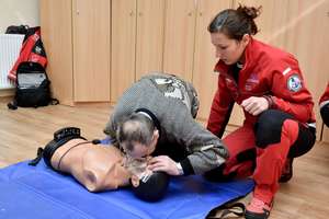 Szkolenia z udzielania pierwszej pomocy w Piasutnie i Szczytnie