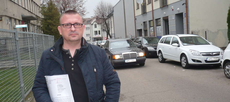 Mariusz Jąderko w imieniu wspólnoty walczy o płatną strefę parkowania na Sądowej
