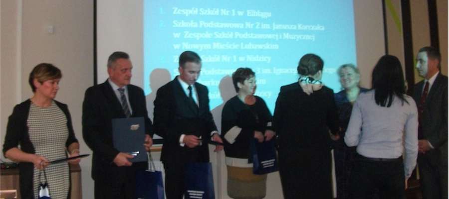 Podczas odbioru certyfikatu w Olsztynie 