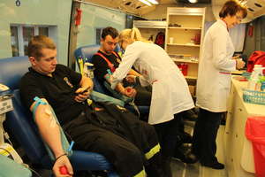 Strażacy z regionu przyjechali do Olsztyna, żeby oddać krew