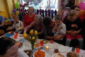 Przedszkolaki z Olecka składały życzenia swoim Babciom i Dziadkom