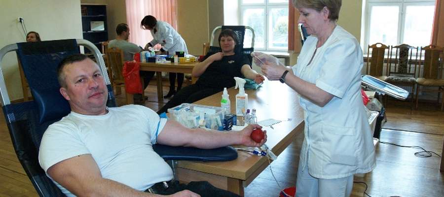 Po badaniach krew oddało 18 osób, wśród których 11 osób to członkowie ochotniczych straży pożarnych gminy Wilczęta