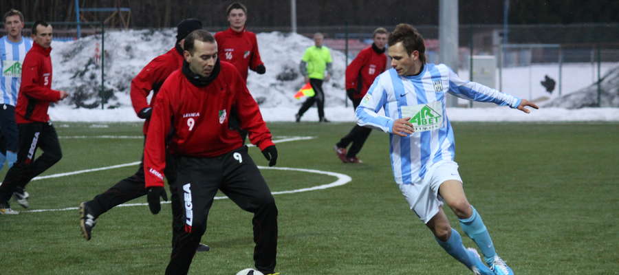 Stomil Olsztyn nie pierwszy raz zagra sparing w Bartoszycach. M.in. w marcu 2011 roku zmierzył się z MKS Korsze