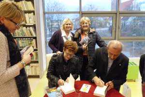 Kolejni pisarze gościli w lubawskiej bibliotece