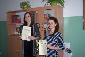Nagrodzone uczennice Liceum Ogólnokształcącego Nr I im. Jana Bażyńskiego 