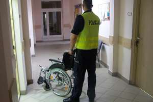 Ukradł wózek inwalidzki i uciekł na nim ze szpitala 