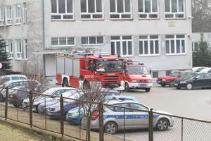 Alarmy bombowe w Gimnazjum nr 6 i Szkole Podstawowej nr 3 w Olsztynie