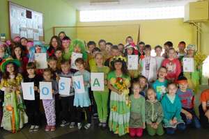 Powitanie wiosny w Szkole Podstawowej w Kiełpinach 