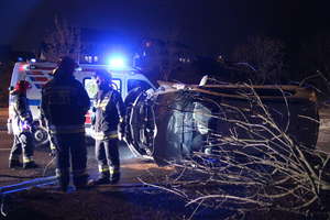 Wypadek na Pstrowskiego w Olsztynie. Audi uderzyło w mitsubishi