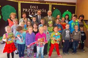 Obchody Dni Przyjaciół Lasu w Szkole Podstawowej w Sypitkach 