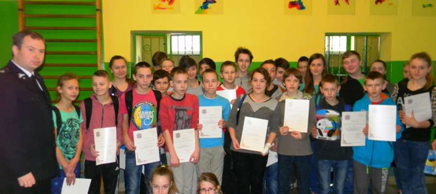 W turnieju uczestniczyła młodzież z terenu gminy Braniewo rywalizująca w dwóch kategoriach: szkoły podstawowe oraz gimnazja