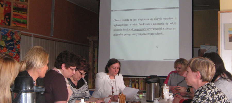 Gościem spotkania była Bożena Rokicka pedagog, konsultant ds. pedagogiki i opieki Warmińsko-Mazurskiego ODN w Elblągu