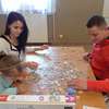 Układali puzzle na czas