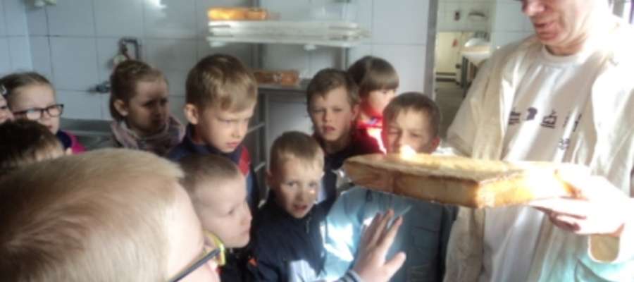 Przedszkolaki z wizytą w piekarni 